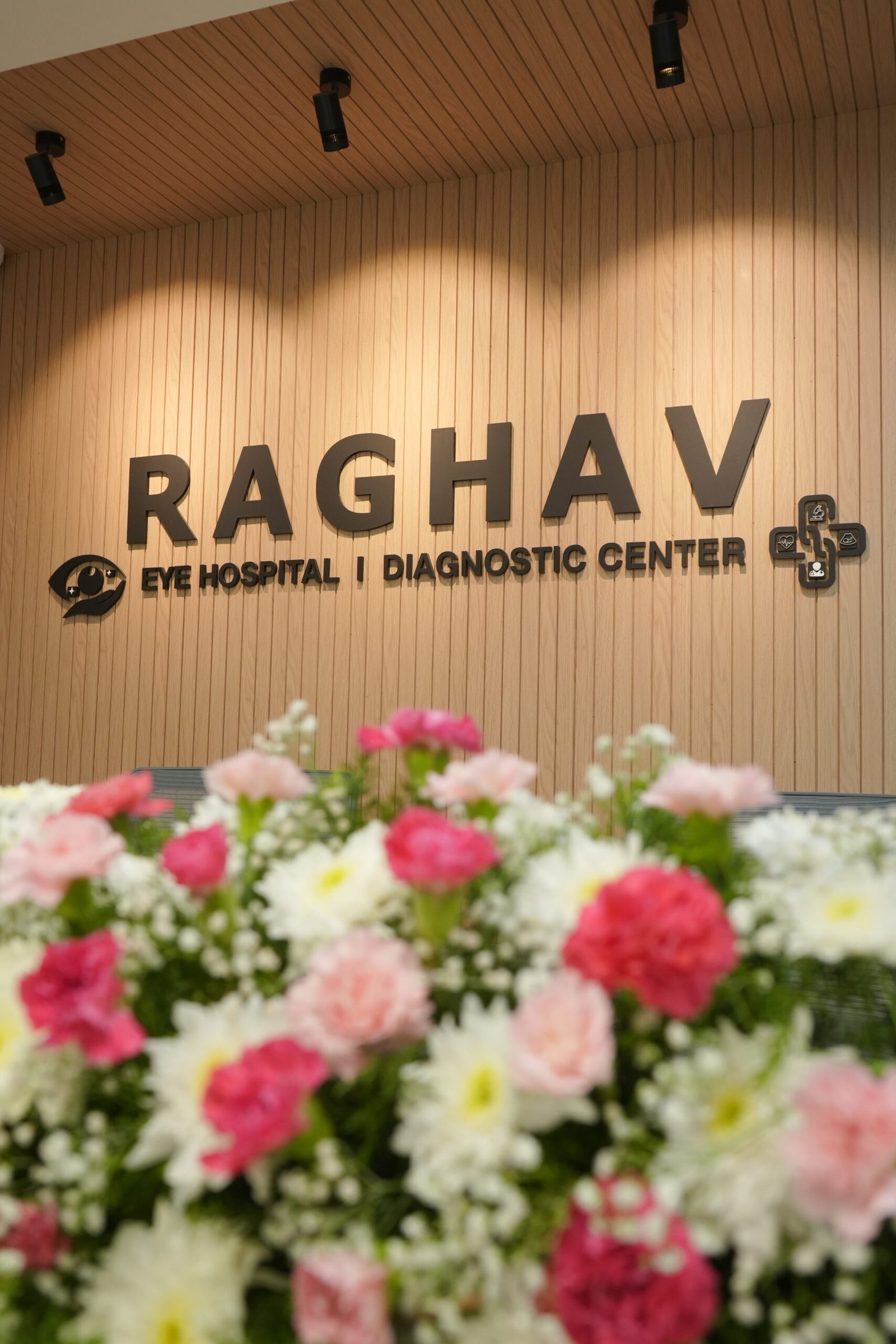 Raghav Eye Hospital-RetIna Specialist In Shivaji Nagar